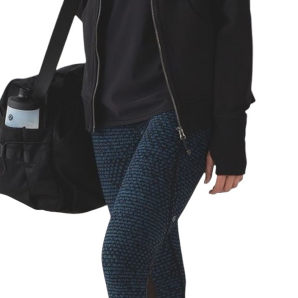 Lululemon Free Runner crop leggings - Picture 3 of 12